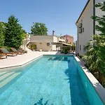 Apartment Dita-4 By Interhome *