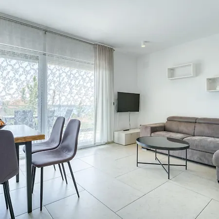 Dita-4 By Interhome アパート *