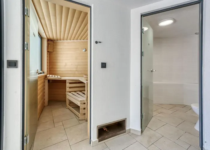 Dita-4 By Interhome 크리크베니카