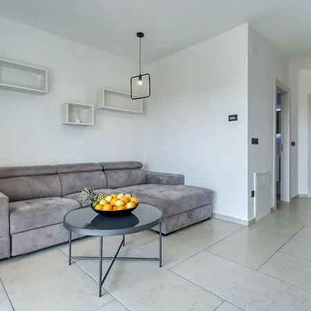 Dita-4 By Interhome Апартаменты *