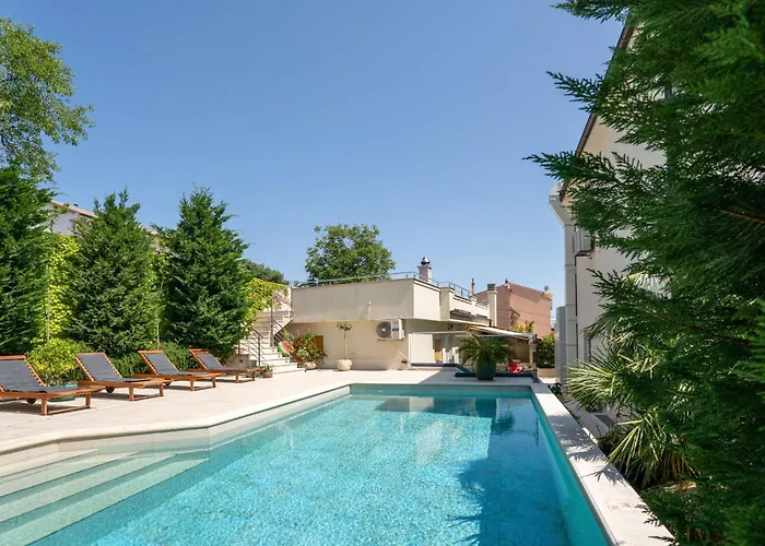 Dita-4 By Interhome *